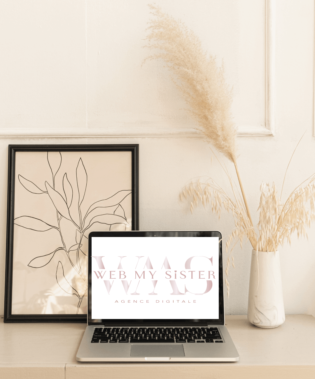 agence web musulmane ordinateur beige